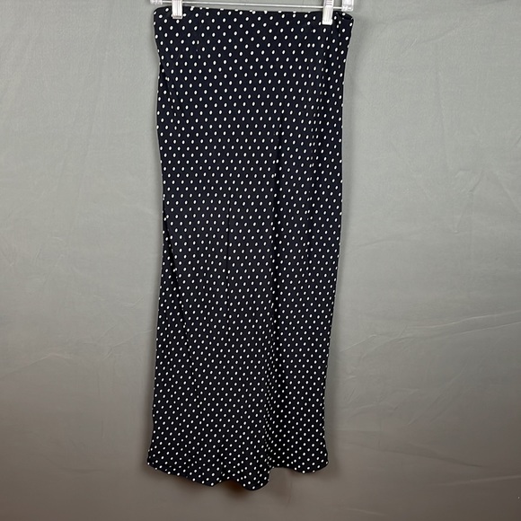 ✨ZARA MIDI SKIRT✨ - Picture 4 of 4